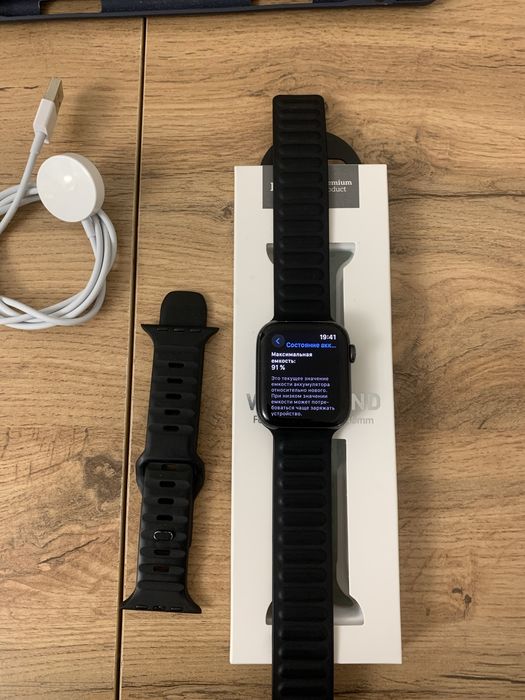 Apple Watch SE 44mm Серые
