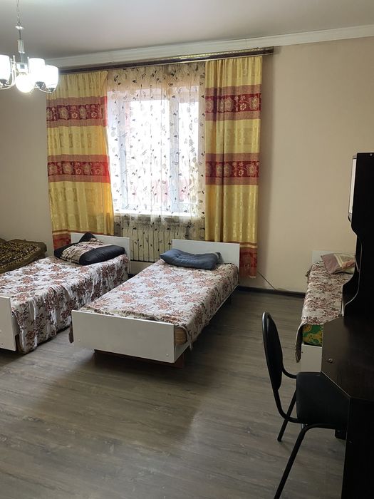 Коттедж посуточно, дом до 70 посадочных мест