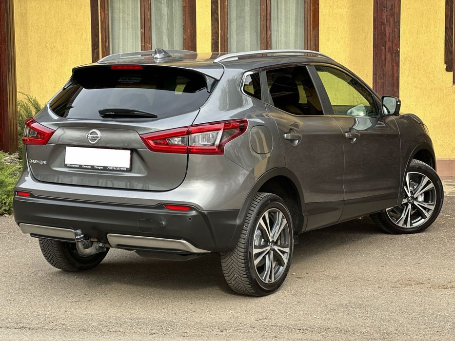 Nissan~Qashqai~Tekna~4 X 4~1.6~Camera 360~