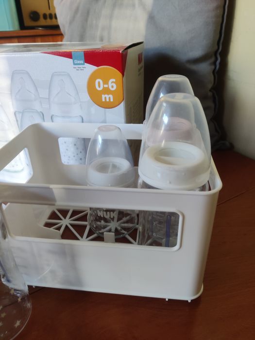 Nuk Стартов сет стъклени и 2 бр. пластмасови шишета First Choice 0-6 м