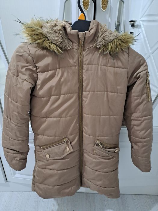 Продам детские куртки на девочку 7-10 лет