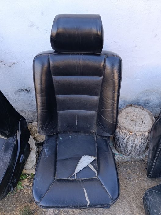 Кожаный салон черный