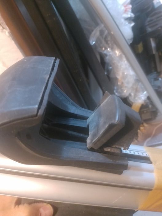 Багажник -греди Thule 150см за  бус