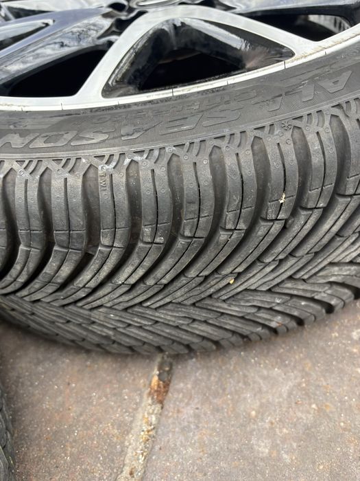 Джанти с гуми  Toyota Yaris 17 5x100