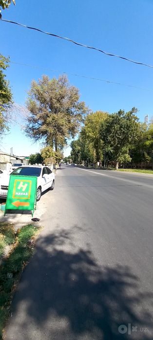 Сергели Дом коробка у дороги 6 соток 3 уровня