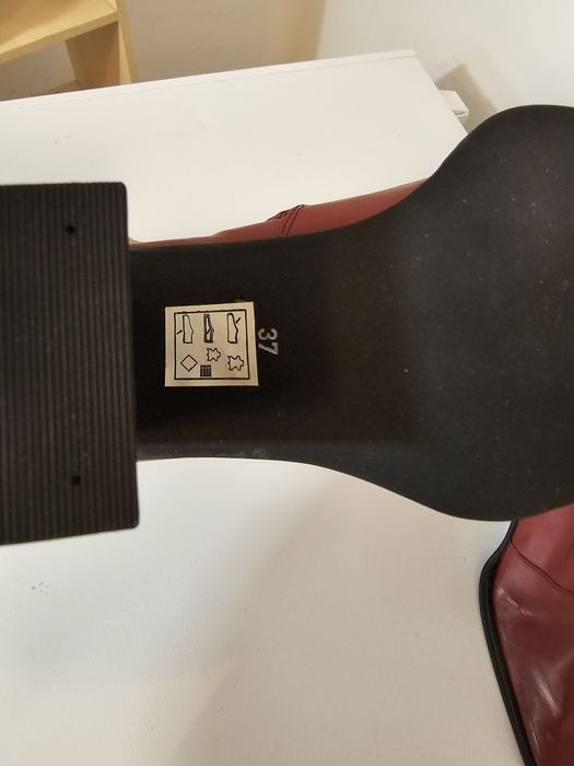 Cizme dama nr.37 înalte.