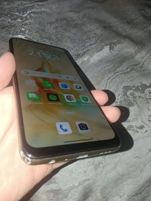 Продам oppo reno 8