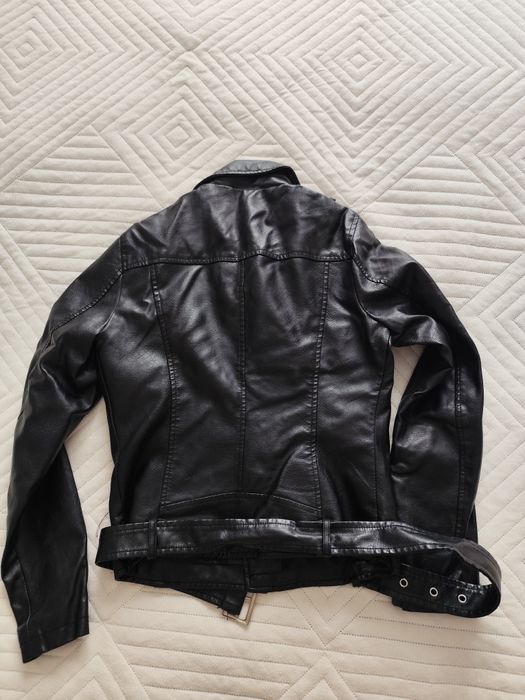 Продам кожаную куртку