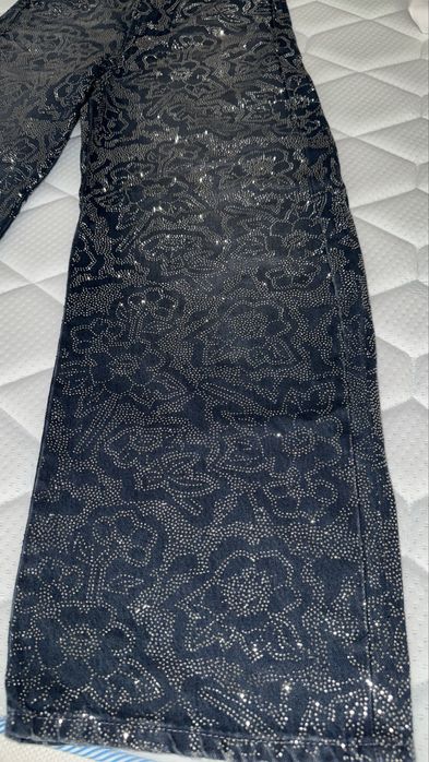 Чисто нови блестящи дънки ZARA