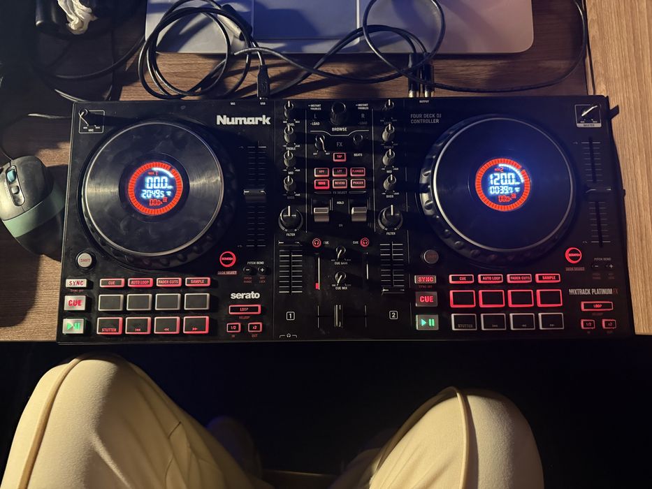 Обменяю Dj контролер