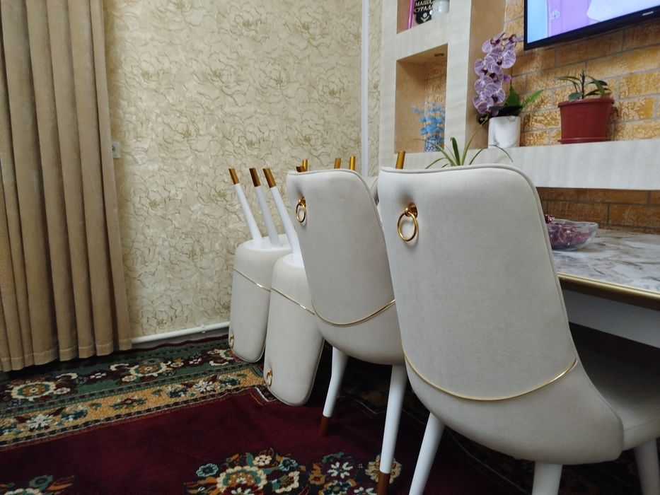 Продаётся Кухоны 1-Стол 6- стуля новый