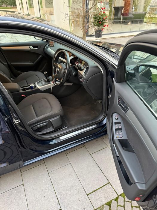 Plafon textil Audi A4 b8 berlina gri deschis / curat / impecabil