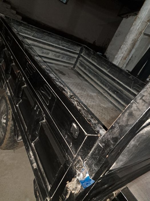 Yuk tashuvchi skuter. 2-3 yil ishlatilgan. ishlab turibdi