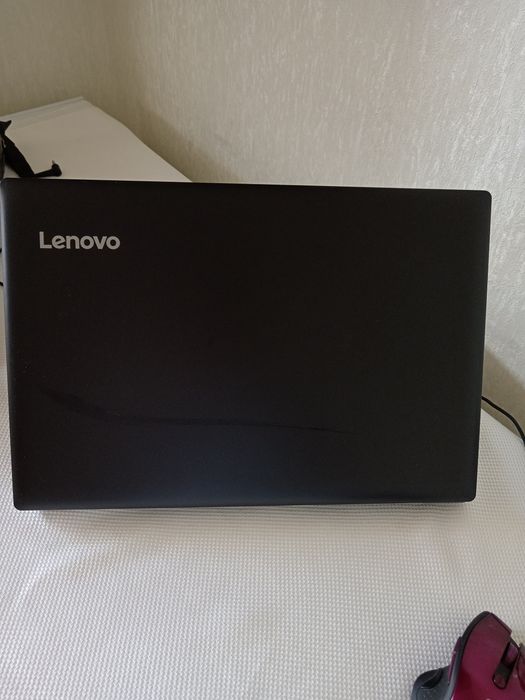 Ноутбук  Lenovo.