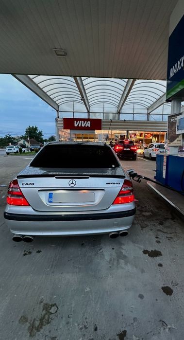 MERCEDES-BENZ E-Class 0 — imagine 2