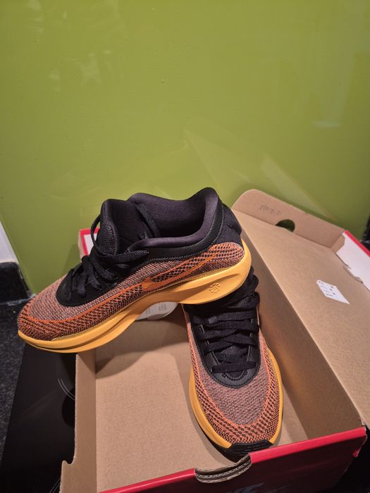 Model Nike Basketball adusi din Anglia!!!