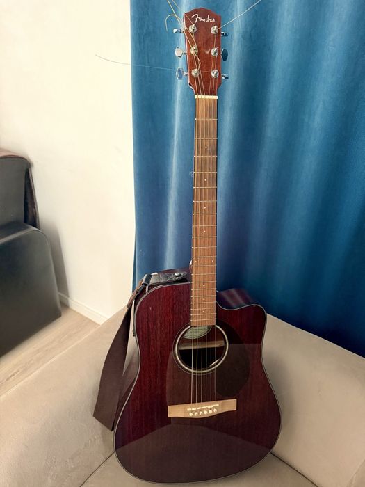 Chitara electro-acustica Fender