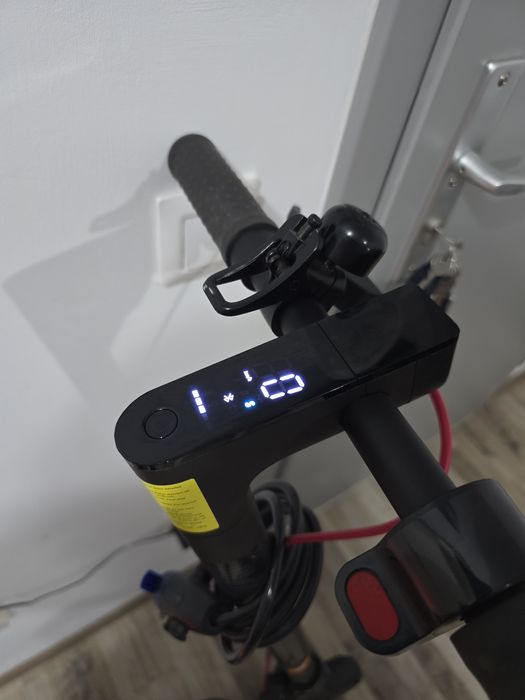 Trotinetă electrică Xiaomi Mi Pro 2