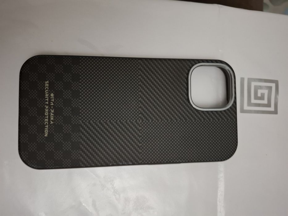 Продам чехол для iPhone 15