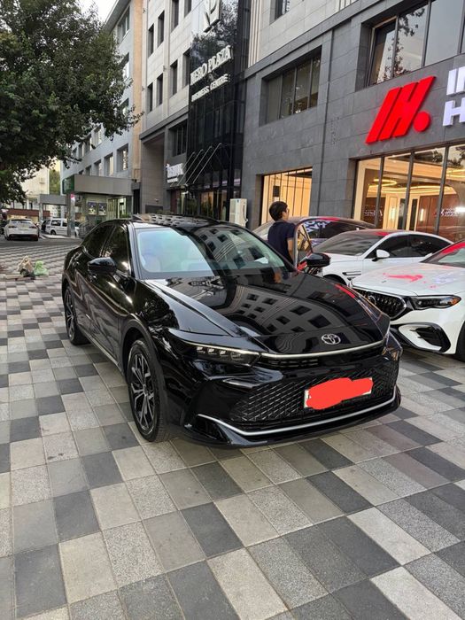 Toyota crown 2024