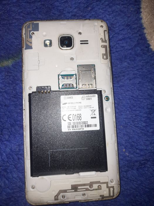 Продам 2 телефона OPPO A3s .SAMSUNG DUOS.