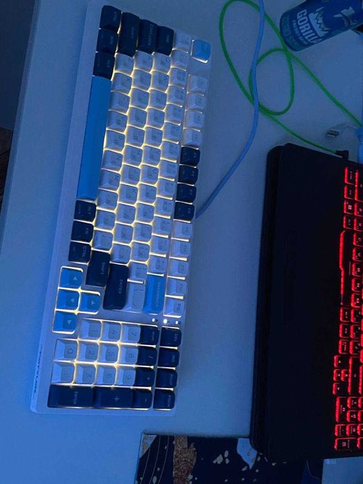 Продам игровую клавиатуру