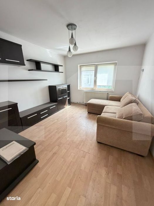 Apartament cu 2 camere, decomandat, 50mp, zona Bulevard — fotografia 1