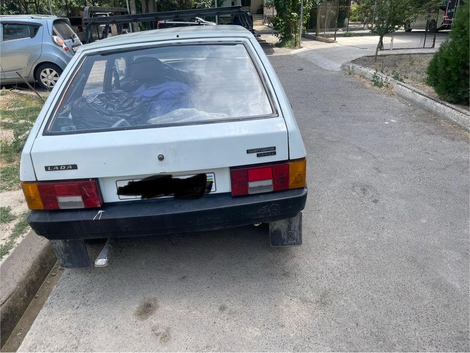 Vaz 2109 gaz-benzinda yuradi