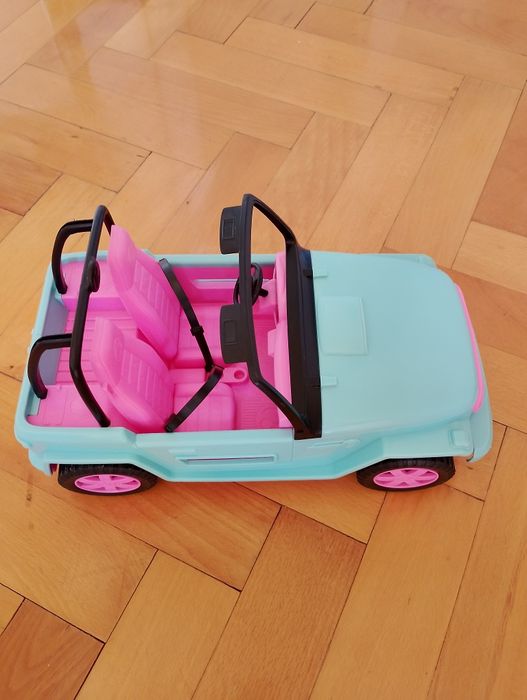 Mașinuță superbă Barbie