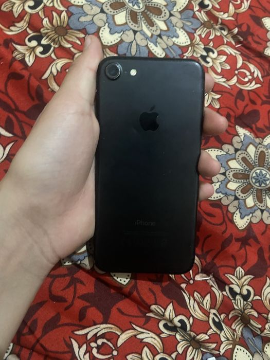 Айфон 7 сатылады