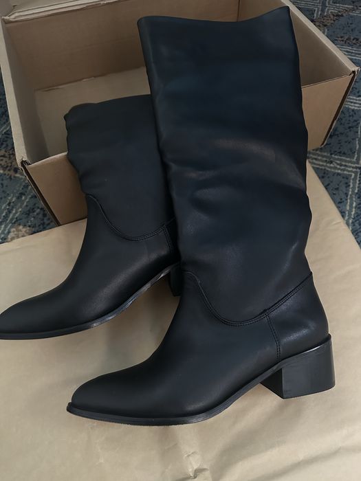 Продом сапоги новые