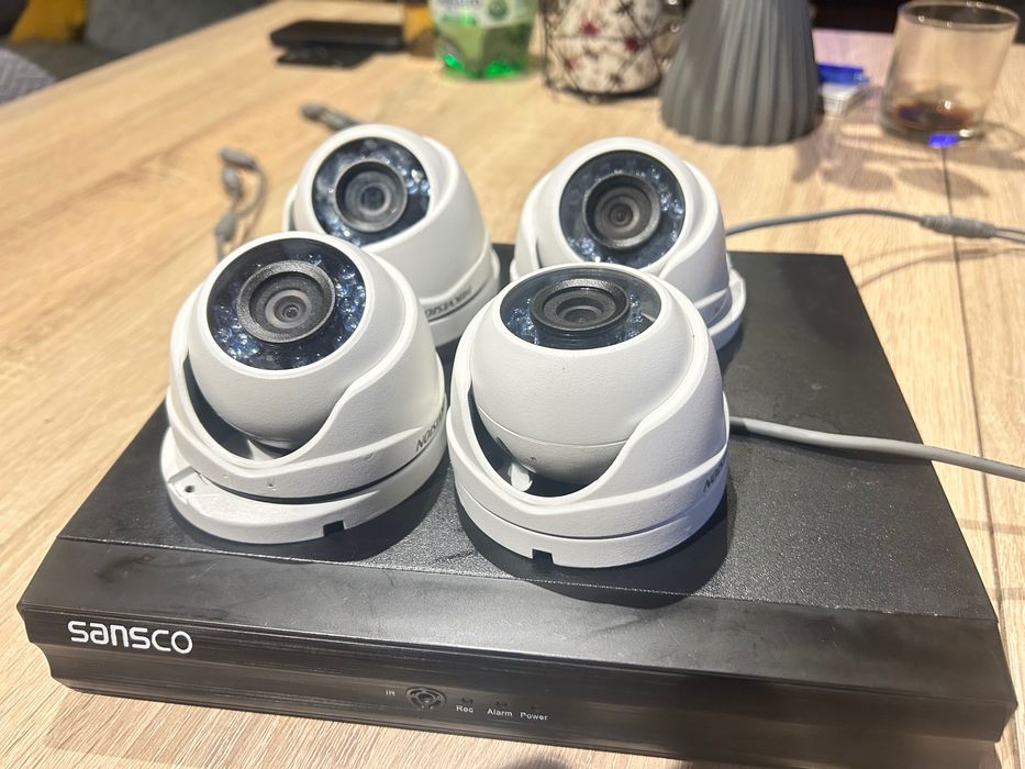 Комплект видеонаблюдение – HIKVISION + DVR Sansco