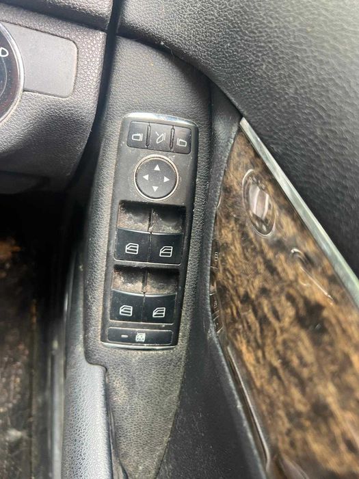 Dezmembrez Mercedes c-class combi 2.2cdi cod 646.811 cutie automată