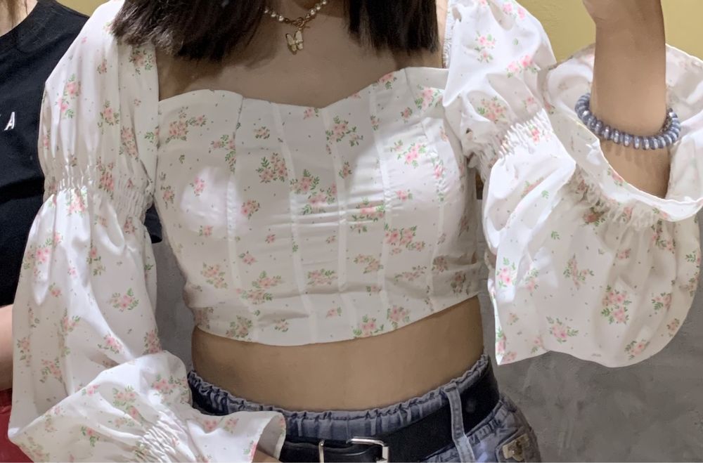 Летний топ с цветочками