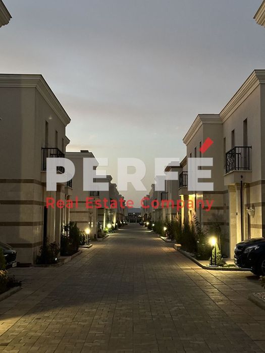 Продава се Къща в Бургас, Сарафово - 134 кв.м за 1681 €/кв.м - Снимка #1