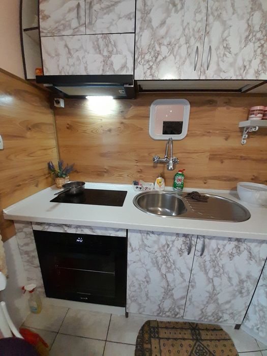 Къща в Червен бряг