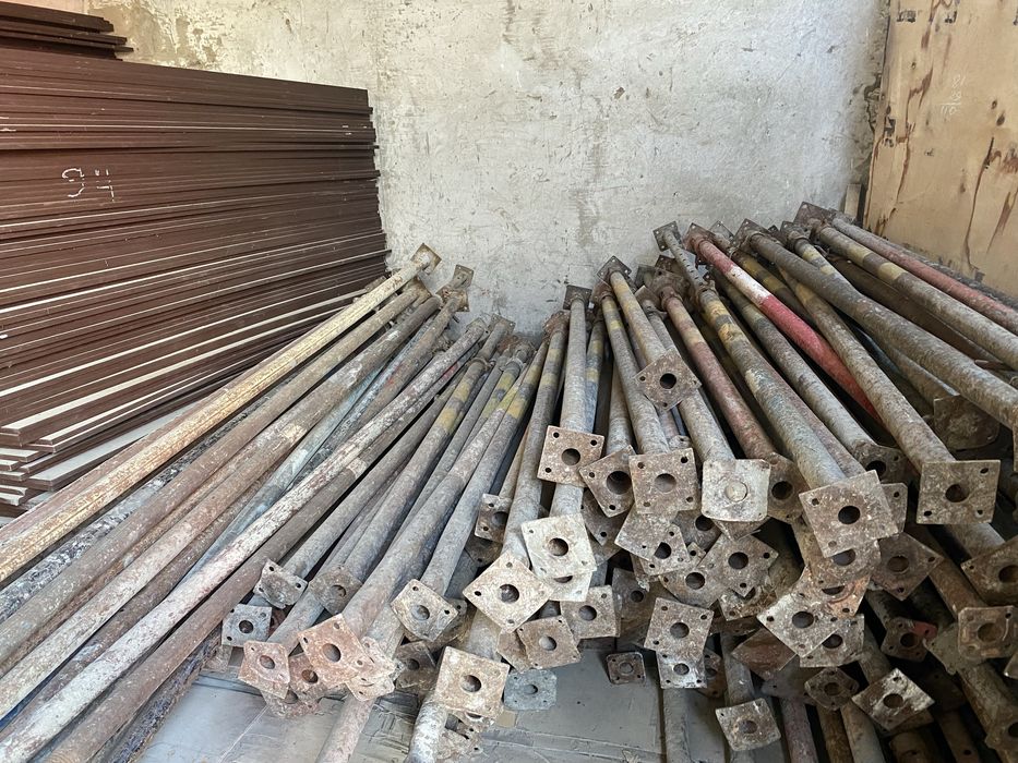 Стойка  телескопическая 3метр.