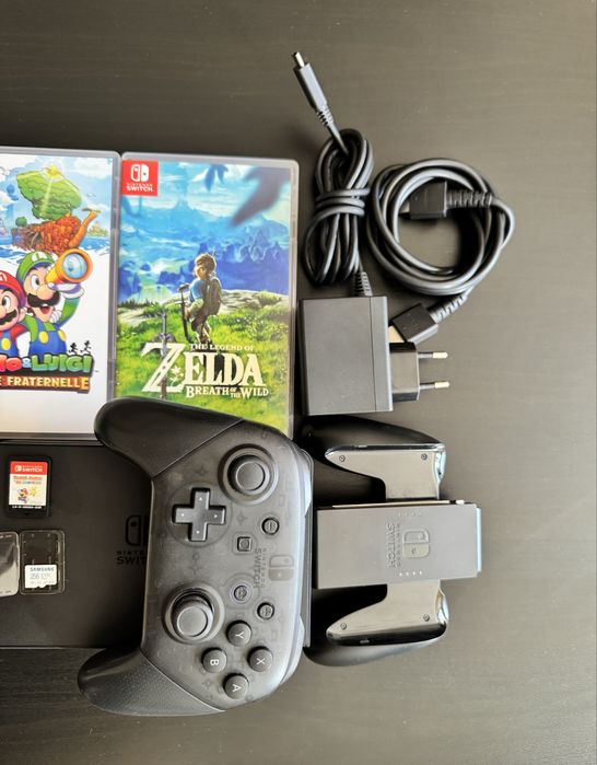 Nintendo Switch OLED bundle