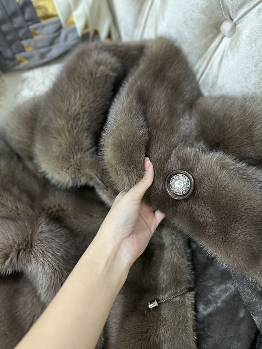 Шуба красивая одежда