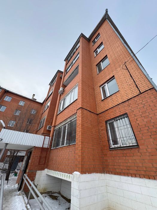 Продам 2 комнатную квартиру