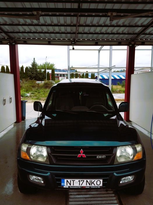Mitsubishi Pajero Autoutilitara