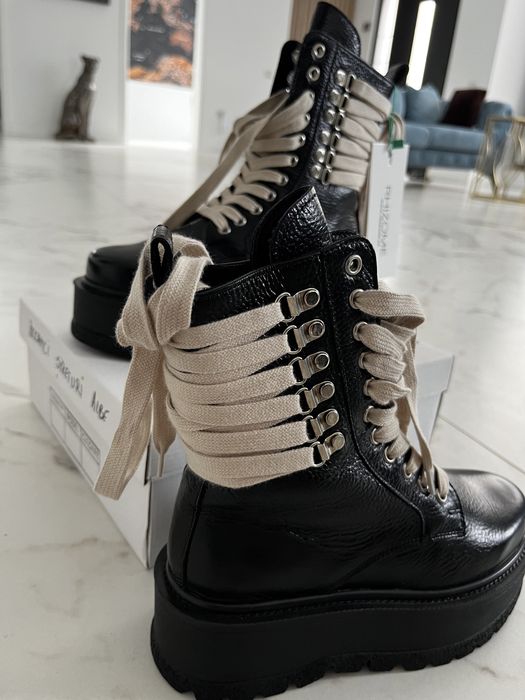 Bocanci noi marimea 36