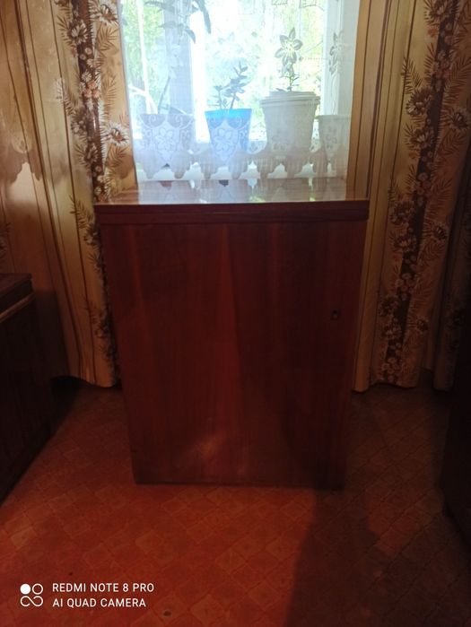 Продам швейную машинку