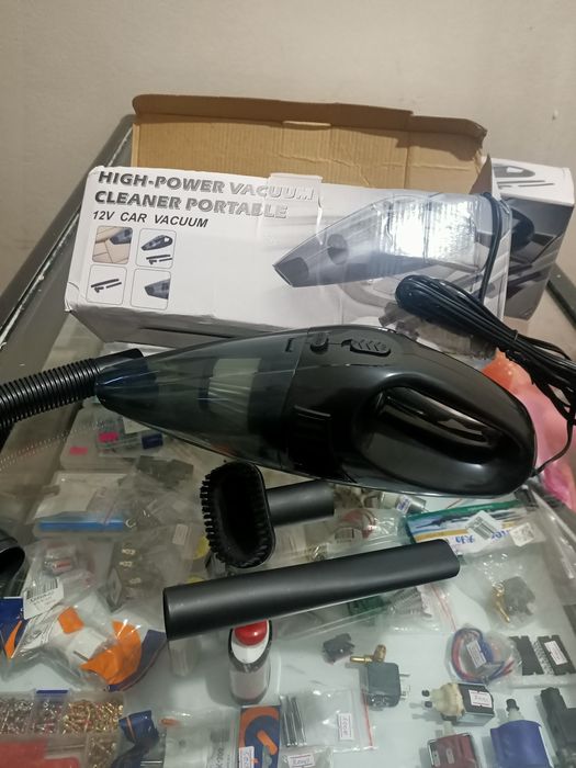 Автомобильные пылесосы