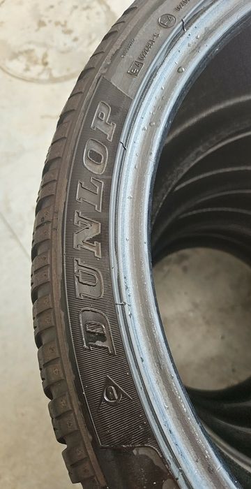 275/35/20 цола Dunlop