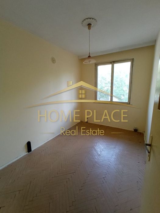 Продава се Тристаен апартамент в Белослав - 76 кв.м за 987 €/кв.м - Снимка #4