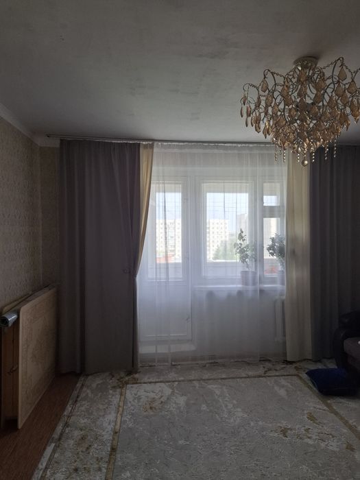 Продам 4 комн квартиру