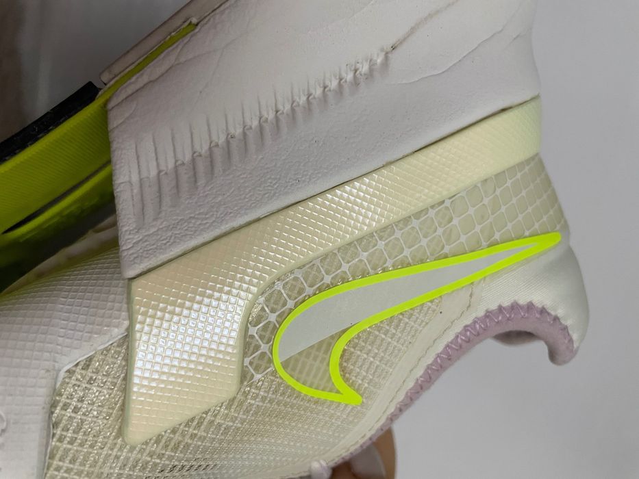 Adidasi Nike,mărimea 35.5