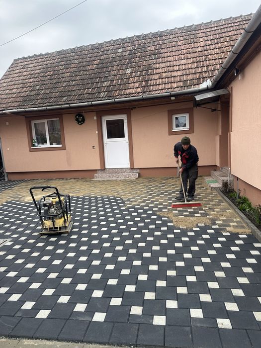 Montaj pavaj Lucrari exterioare