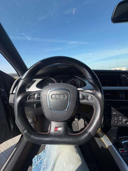 Audi A4  s line . Quattro